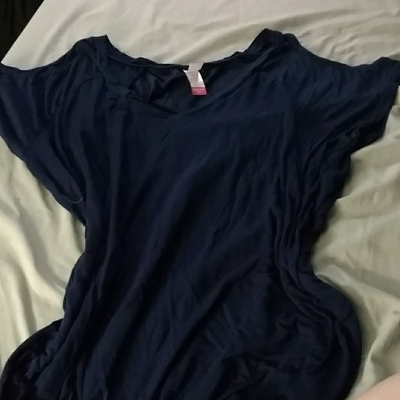 Top - Picture 1 of 1